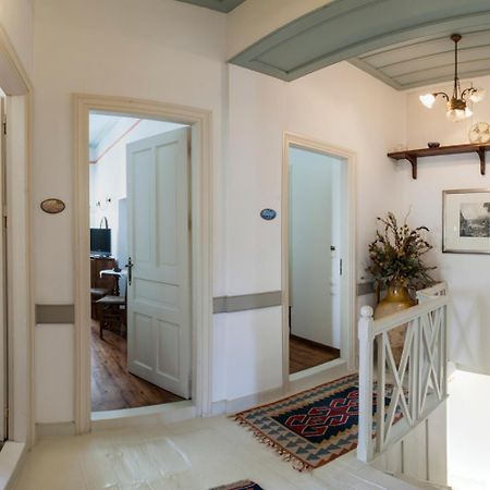 Nostos Guesthouse Kýthira エクステリア 写真