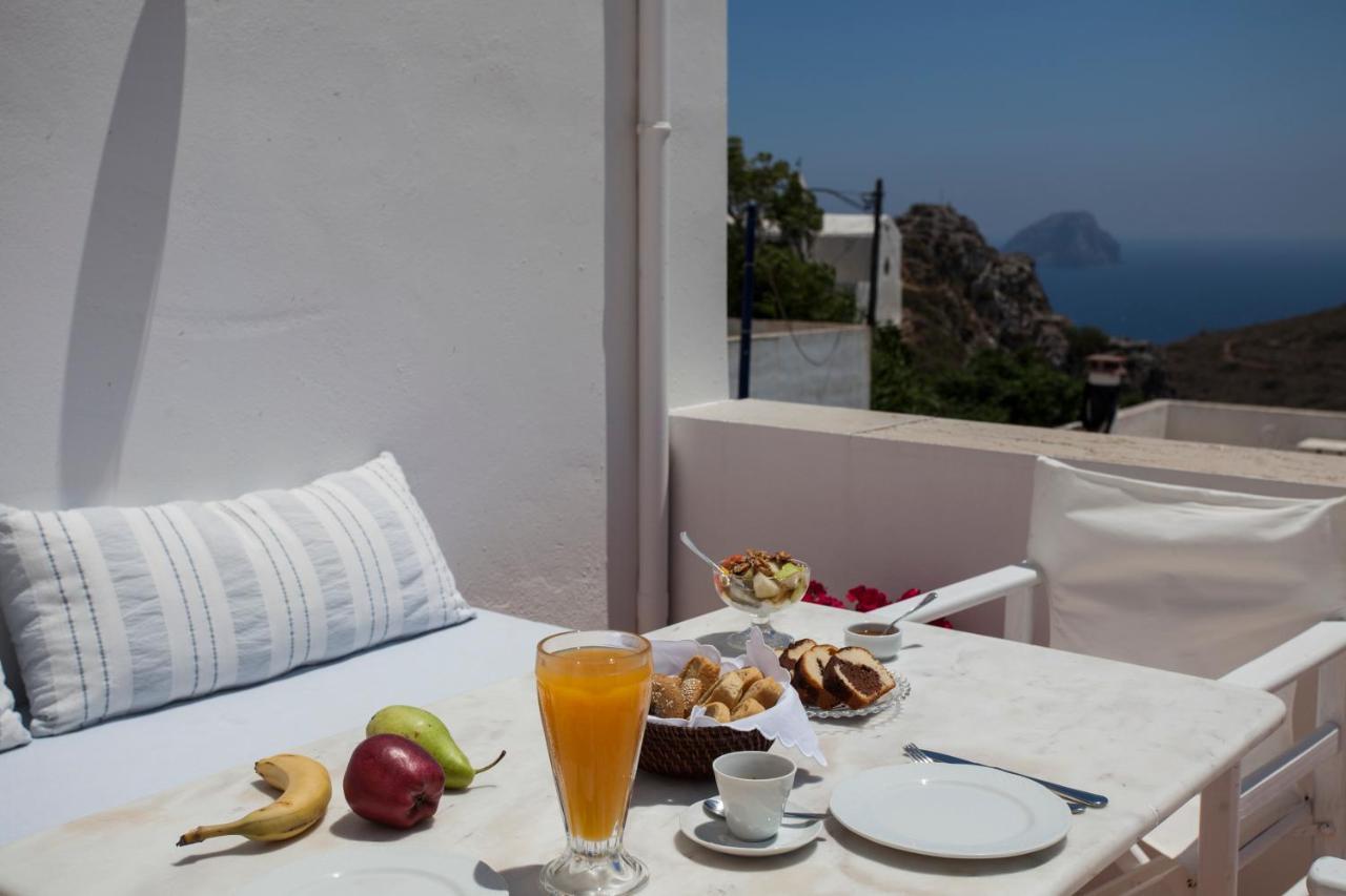 Nostos Guesthouse Kýthira エクステリア 写真