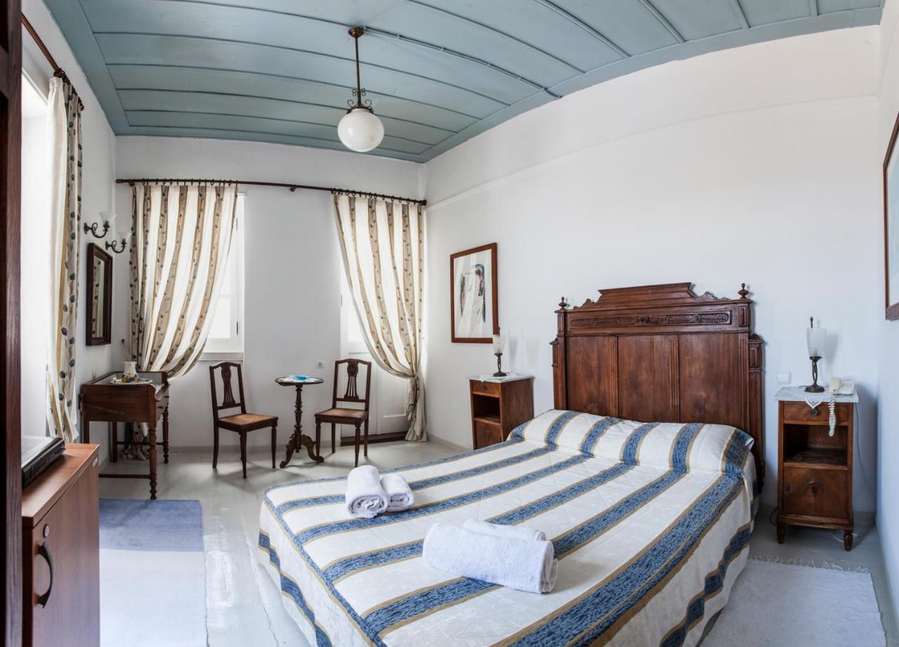 Nostos Guesthouse Kýthira エクステリア 写真