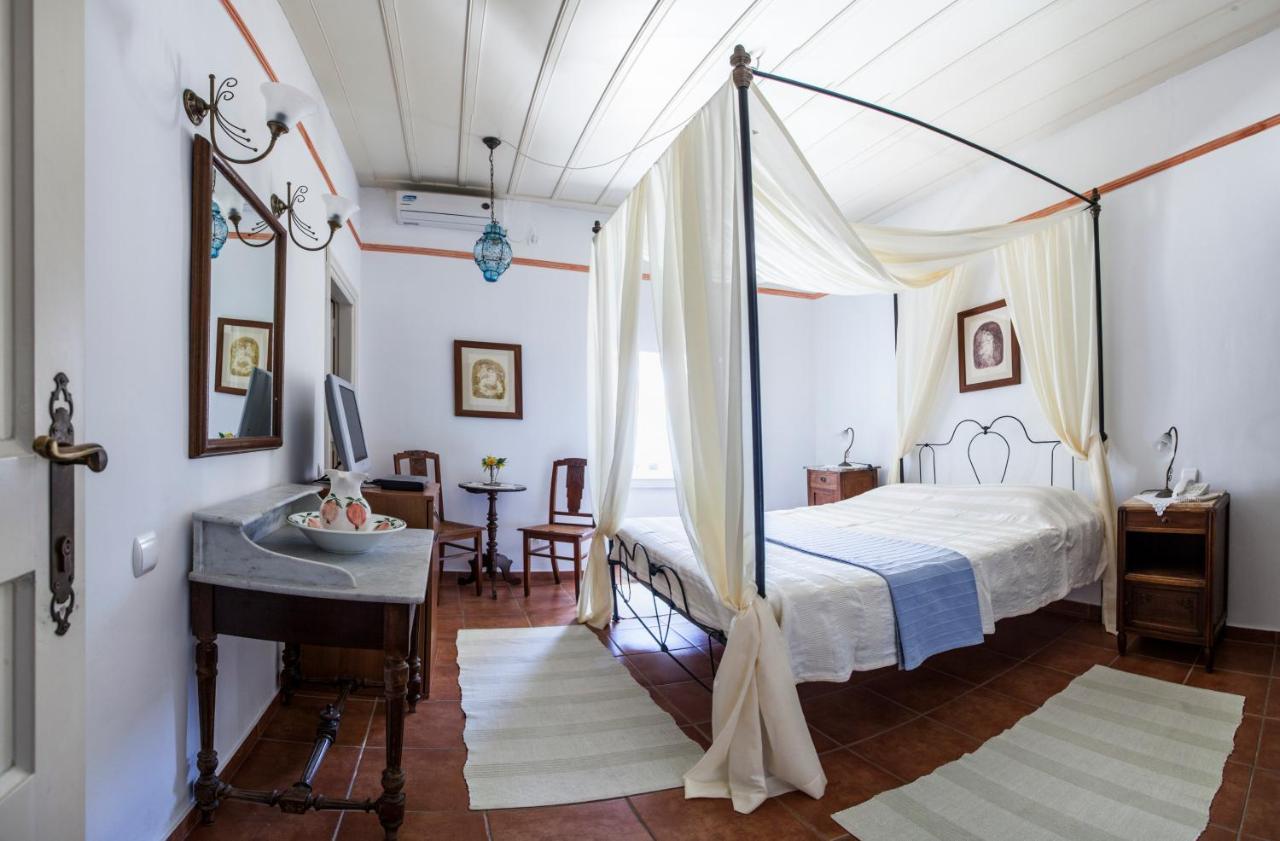 Nostos Guesthouse Kýthira エクステリア 写真