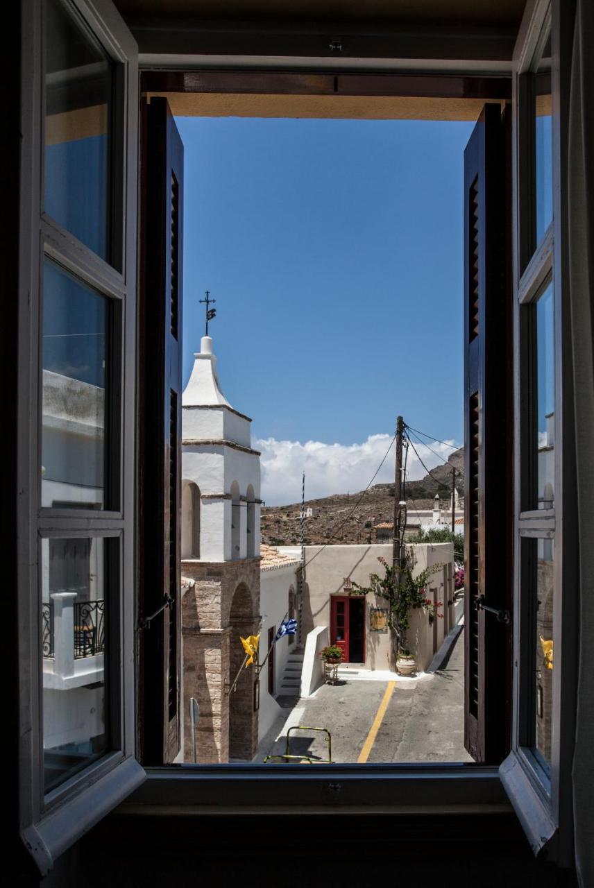 Nostos Guesthouse Kýthira エクステリア 写真