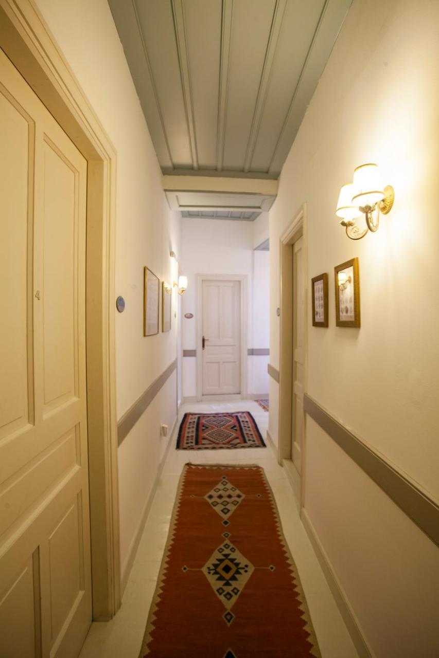 Nostos Guesthouse Kýthira エクステリア 写真