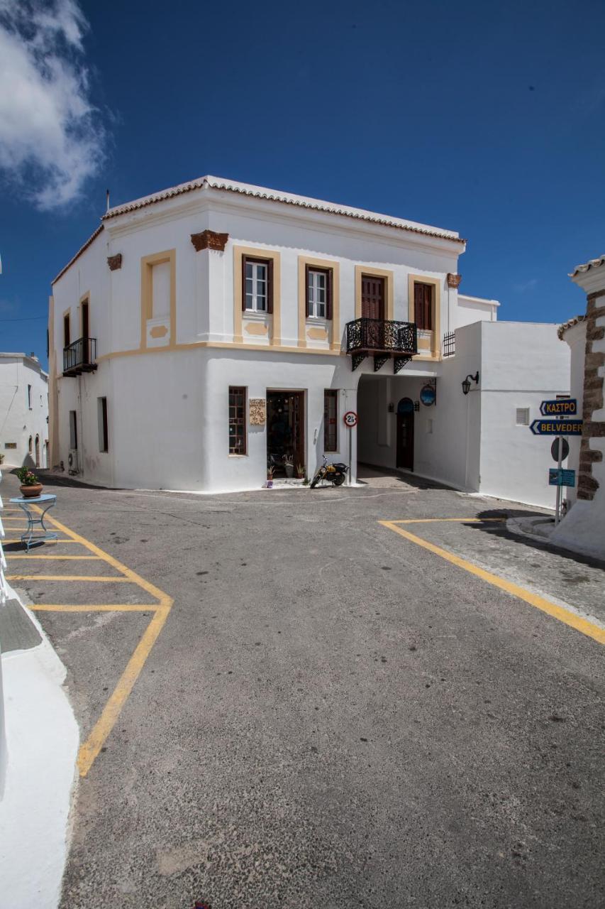 Nostos Guesthouse Kýthira エクステリア 写真