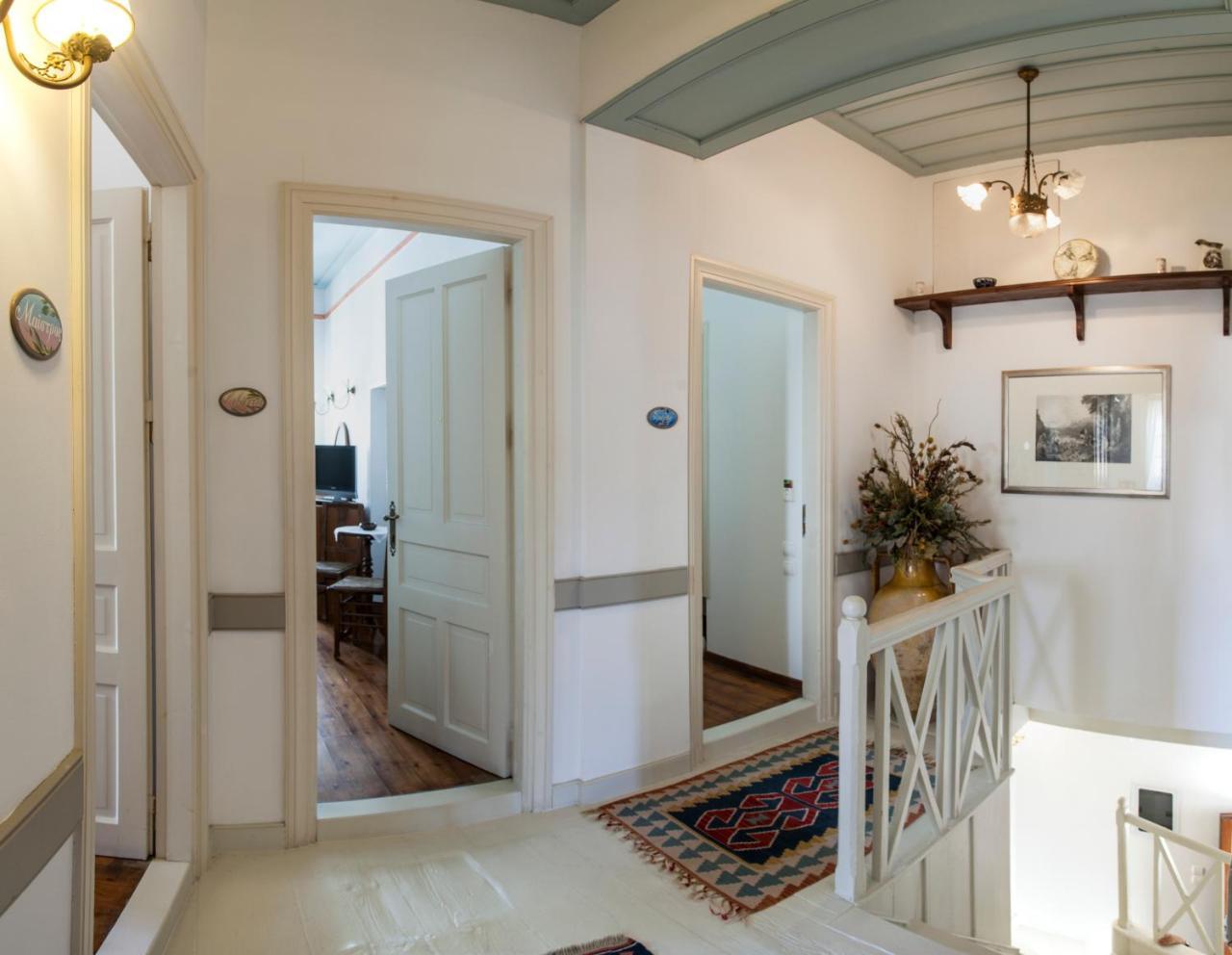 Nostos Guesthouse Kýthira エクステリア 写真